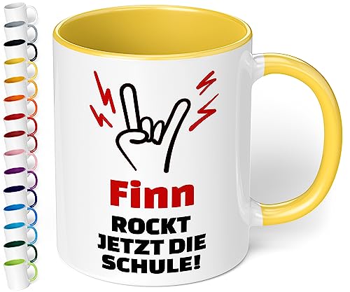 True Statements Geschenk zur Einschulung für Mädchen & Jungen: 330ml Keramik-Tasse „NAME Rockt jetzt die Schule“ - personalisiert für Erstklässler Schüler 1. Klasse (Hellgelb) von True Statements