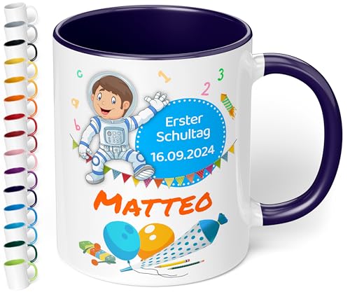 Geschenk zur Einschulung für Mädchen und Jungen: personalisierte Tasse Erster Schultag mit Name und Datum (Astronaut, Kobaltblau) von True Statements