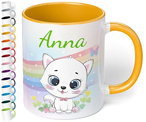 Kinder-Tasse mit Namen „Weiße Katze mit Regenbogen-Motiv“ – personalisierte Namenstasse für Jungen und Mädchen - rundum bedruckt – schönes Geschenk zu Weihnachten, Geburtstag (Goldgelb) von True Statements