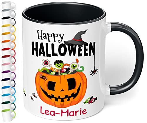 Lustige Halloween Tasse personalisiert „Happy Halloween Wunsch-Name“ – coole Kaffeetasse mit Spruch als Geschenk oder Mitbringsel zur Halloweenparty oder als gruselige Dekoration (Schwarz) von True Statements