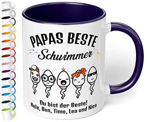 Lustiges Geschenk zum Vatertag: Tasse personalisiert „Papas beste Schwimmer!“ – Kaffeebecher mit Namen & Wunschtext - 330ml Keramik - Geburtstag Vatertagsgeschenke (Kobaltblau) von True Statements