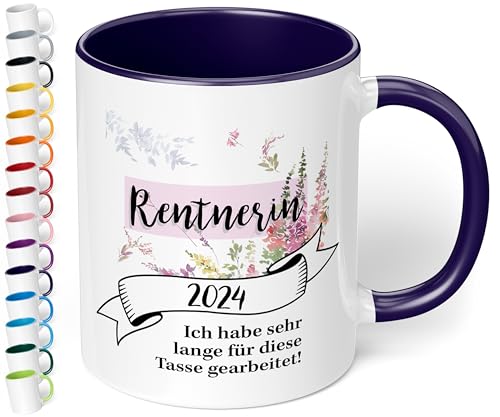 Lustige Tasse Rentnerin 2024 - BAND-Motiv - Kaffeetasse mit schönem Spruch - Geschenk zum Ruhestand für Kollegen & Oma - beidseitig bedruckt - spülmaschinenfest, innen dunkelblau von True Statements