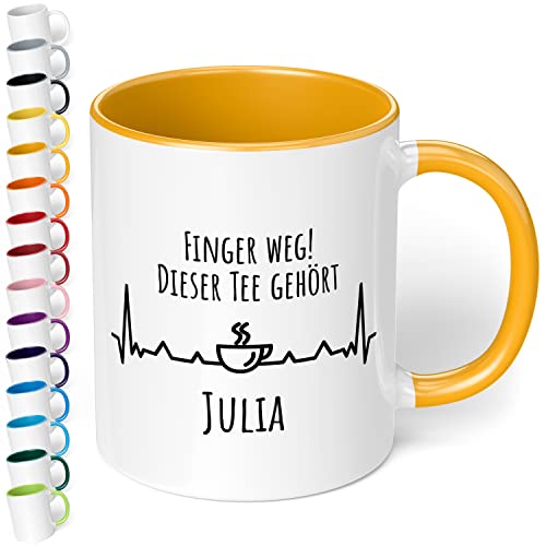 Personalisierte Büro Tasse Finger weg Dieser TEE gehört Wunschname - lustige Tasse für Teeliebhaber - individuelles Geschenk - Geschenkidee zu Weihnachten, Geburtstag, Namenstag - innen Goldgelb von True Statements