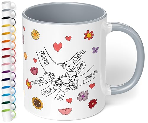 Personalisierte Tasse für Mama & Oma - Geschenk mit 1 bis 6 Kindern „Hände mit Namen“ – Muttertag, Geburtstag, Weihnachten - rundum bedruckt - Keramiktasse, ca. 330ml, Grau, 6 Kinder Personalisierte Tasse für Mama & Oma - Geschenk mit 1 bis 6 Kindern „Hände mit Namen“ – Muttertag, Geburtstag, Weihnachten - rundum bedruckt - Keramiktasse, ca. 330ml, Grau, 6 Kinder von True Statements