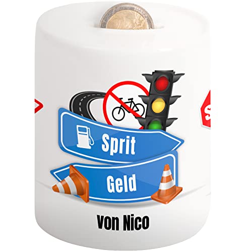 Spardose zur Führerschein-Prüfung „Spritgeld“ personalisiert mit Namen - Sparbüchse Sparschwein Geldgeschenk zur bestandenen Prüfung - Geschenk-Idee zum Geburtstag für Mädchen & Jungen (Sprit Kasse) von True Statements