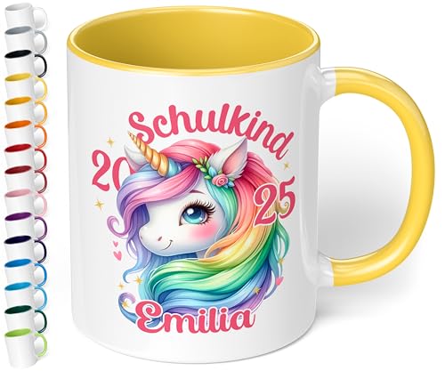 True Statements „Schulkind 2025“ Geschenk zur Einschulung für Mädchen: Keramik-Tasse - EINHORN pastelle Mähne - 330ml - personalisiert mit Namen Erstklässler Schüler 1. Klasse, Hellgelb von True Statements