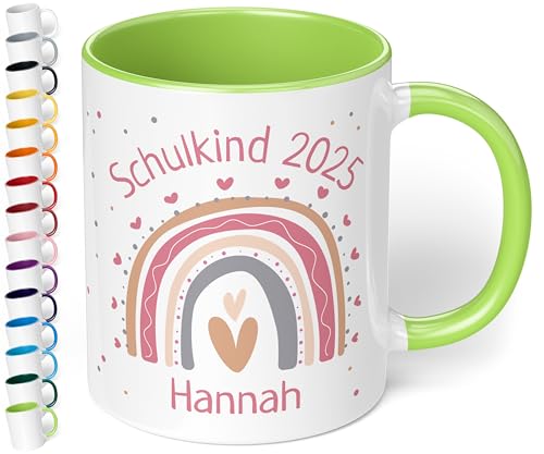 True Statements Keramik-Tasse personalisiert „Schulkind 2025“ - Geschenk zur Einschulung für Mädchen - Regenbogen Herzen - 330ml - Erstklässler Schüler 1. Klasse, Hellgrün von True Statements