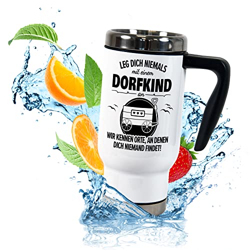 True Statements Thermobecher für Coffee to go „Leg dich niemals mit einem Dorfkind an“ – lustiger ToGo Berufe-Kaffeebecher 470ml mit Handgriff – Geschenk (Dorfkind) von True Statements