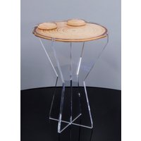 Spruce Log Acrylic Table - Grafik Direkt Gedruckt Auf 1, 3 cm Dickem Acryl von TrueNorthStudiosInc