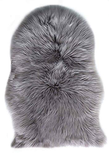 TucKer Faux Lammfell Schaffell Teppich Lammfellimitat Teppich Longhair Fell Optik Nachahmung Wolle Bettvorleger Sofa Matte (Grau) von Tucker