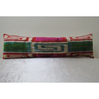 Versandkostenfrei, 25 Zoll X 7 Zoll, Seidensamt Ikat Kissen, Hand Loom Made Silk Velvet Kissenhülle, Lumbar Seiden Samt Kissen von TulipRug