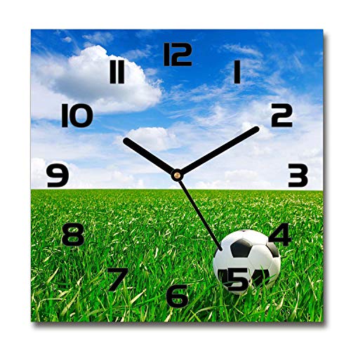 Tulup Glasuhr - 60x60cm - Schwarze Zeigern - Wanduhr Wandkunst Bild Gehärtetem Glas Uhr Echtglas Küche Wohnzimmer - Fußball auf der Wiese von Tulup