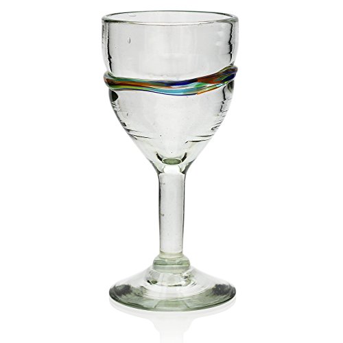 Handgemachtes Weinglas - mittlere Größe - recyceltes Glas - Verschiedenfarbiger Streifen - Einzelnes Glas von Tumia LAC