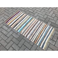 Kleiner Teppich, Gestreifter Kleiner Türkiser Badematte, Türteppich, 70x100 Teppich von TurkArtRugs