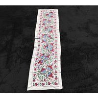 Handgemachte Tischläufer Suzani Granatapfel Gehäkelte Wandbehang von TurkishArtHistory