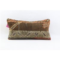 Boho Kelim Kissen Bio Naturwolle Boden Lenden 10x20 Kissenbezug No 2560 von TurkishRugOutlet