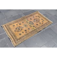 Handgeknüpfter Kleiner Teppich, Vintage Orientteppich, Boho Wollteppich, Braun, 60 X 120 cm Ra3948 von TurkishRugSupplier