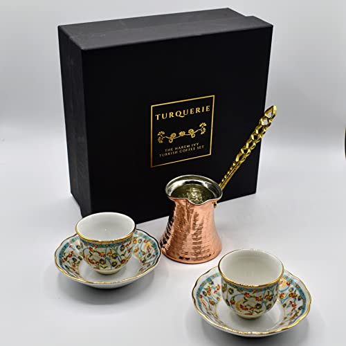 Turquerie The Harem Ivy Porzellan Türkisch Arabisch Espresso Kaffeetassen und Kupfer Kaffeekanne Set Turquerie The Harem Ivy Porzellan Türkisch Arabisch Espresso Kaffeetassen und Kupfer Kaffeekanne Set von Turquerie
