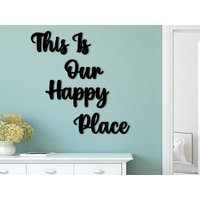 Dies Ist Unser Happy Place Holzschild, Schlafzimmer Wandkunst, Wohnzimmer Schilder, Wohndeko Wohndekoration Geschenk, Hochzeitsgeschenk von TwinsUniqueHomeDecor