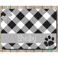 Personalisierte Haustier Tischset. Schwarz Karierte Haustier-Napfmatte, Haustier-Platzset, Hundenapf-Matte, Personalisierte Haustiermatte von TwoDandelionsDesigns