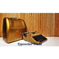 Weihnachtsgeschenk - Olympia Sm3 Schreibmaschine Gold + Koffer Gold/Schwarzer | Antike/Das Speziellste Geschenk Vintage Funktioniert von TypewriterWorld