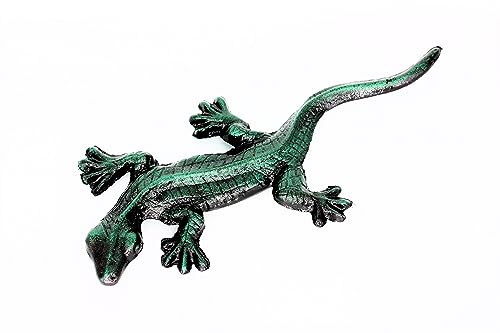 UHRIG ® Gecko aus Gusseisen, Deko für Garten & Terrasse in Patina antik Finish, Metall Skulptur, Gartenfigur aus Eisen (Antik Schwarz/Patinagrün) von UHRIG