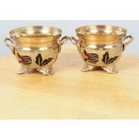 2 Kleine Emaille Blumentöpfe/Schalen Kelche || Vintage Messing Massiv Handgefertigte Gravierte Florale Ornamente Gefüllt Mit von UKAmobile