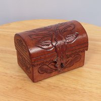 Echtleder Runde Form Mit Deckel || Lederbox Stoff Innen Handpunzierte Kolumbien Echtleder Runde Form Mit Deckel || Lederbox Stoff Innen Handpunzierte Kolumbien von UKAmobile