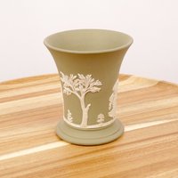 Keramik Vase || Wedgwood Hergestellt in England Grüne Und Weiße Keramik Vase || Wedgwood Hergestellt in England Grüne Und Weiße von UKAmobile
