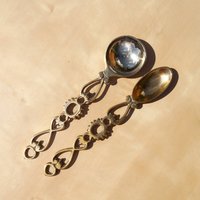 Messing Dekoratives Löffel Set || Vintage Von Zwei Liebevollen Löffeln Handgefertigte Messingware Handgegossen Und Gelötet Hochzeitsgeschenk Messing Dekoratives Löffel Set || Vintage Von Zwei Liebevollen Löffeln Handgefertigte Messingware Handgegossen Und Gelötet Hochzeitsgeschenk von UKAmobile