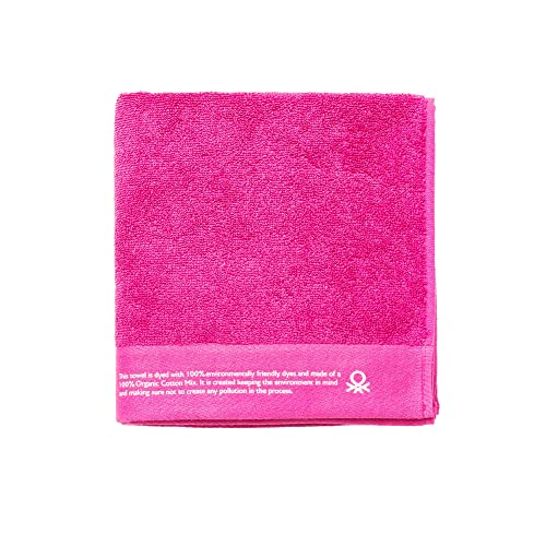 UNITED COLORS OF BENETTON. Handtuch 70 x 140 cm, Bio-Baumwolle, 450 g/m², Fuchsia von United Colors of Benetton