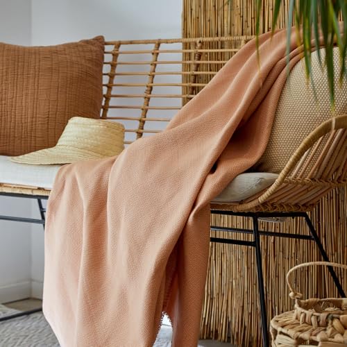 URBANARA Zoja Kuscheldecke 140x200 cm I 100% hochwertige Baumwolle (Bio) Made in Austria I Standard 100 by Oeko Tex I Kuschelig Warm Langlebig I Sofadecke Wohndecke Überwurf Winter I Apricot von URBANARA