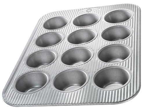 USA Pan Bakeware Cupcake und Muffin Pan, 12 Nun, Nonstick & Quick Release Beschichtung, Made in den USA aus Aluminium Stahl von USA Pan