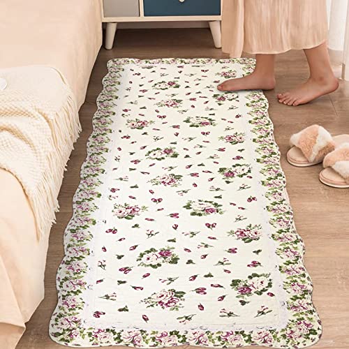 Ustide Langer Rosen-Teppich für das Bett, rustikale rosa Knospen, gesteppter Baumwollteppich für Schlafzimmer, Flur, maschinenwaschbar und pflegeleicht (60 x 180 cm) von USTIDE