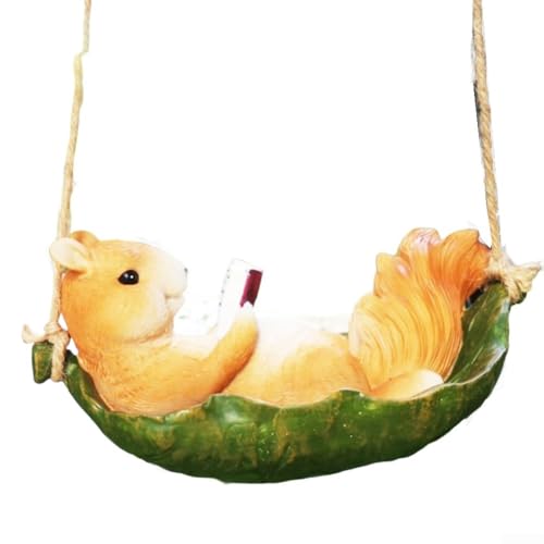 UTTASU Gartenfigur Eichhörnchen Schaukel Ornament Outdoor Lesen Tier Skulptur Hängende Terrasse Balkon Dekofigur mit Juteseil von UTTASU