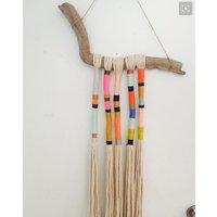 Boho Garn Gewickelt Quaste Wandbehang von Uccellinodesigns