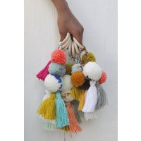 Pom Und Quastencluster von Uccellinodesigns