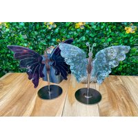 Fluorit Moosachat Schmetterling Auf Ständer Klein Fluorit Moosachat Schmetterling Auf Ständer Klein von UglyJewelryDE