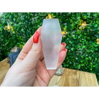 Selenit Schale in Sarg Form Selenit Schale in Sarg Form von UglyJewelryDE