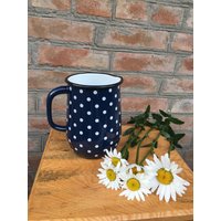 Emaille Wasserkrug Polka Dots Blau Weiß Vase Vintage Küche Wohndekor Gießkanne Metallgeschirr Herbstdeko Alt Neuware von Ukrainevintage