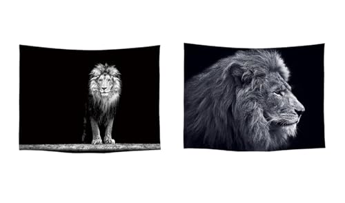 Ulticool – Wandteppich Dekoration Wohnung - Löwe Löwenkopf Natur Safari - Schwarz Weiß - Set von 2 Motiven – 73 cm x 95 cm - Wandtuch - Accessoires für Schlafzimmer Wohnzimmer Kinderzimmer von Ulticool