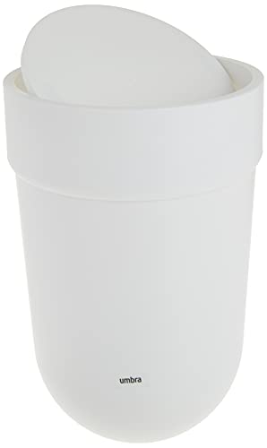 Umbra Touch Abfalleimer mit 6 L Fassungsvermögen und Schwingdeckel – Kosmetikeimer und Papierkorb für Badezimmer und Kleine Räume – Modernes, Glattes Design mit Soft Touch Textur, Kunststoff / Weiß Umbra Touch Abfalleimer mit 6 L Fassungsvermögen und Schwingdeckel – Kosmetikeimer und Papierkorb für Badezimmer und Kleine Räume – Modernes, Glattes Design mit Soft Touch Textur, Kunststoff / Weiß von Umbra