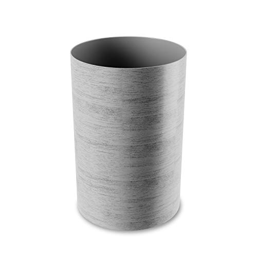 Umbra Treela Kleiner Mülltonnen-Abfalleimer für Badezimmer, Schlafzimmer, Büro und mehr, Greywood Umbra Treela Kleiner Mülltonnen-Abfalleimer für Badezimmer, Schlafzimmer, Büro und mehr, Greywood von Umbra