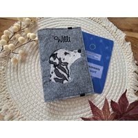Impfpasshülle Hund Eu-Heimtierausweis & Impfpass Perfekter Schutz Für Hunde - Personalisierbar, Robust Praktisch Unterwegs Dalmatiner Impfpasshülle Hund Eu-Heimtierausweis & Impfpass Perfekter Schutz Für Hunde - Personalisierbar, Robust Praktisch Unterwegs Dalmatiner von UnVergleichlichesDE