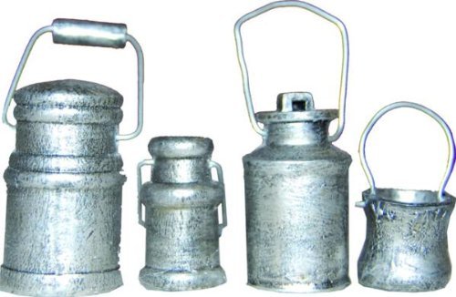 Krippenzubehör, Milchkanne silber 4tlg. 3 bis 8cm Krippenzubehör, Milchkanne silber 4tlg. 3 bis 8cm von Unbekannt