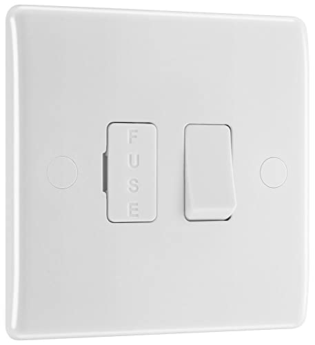 Masterplug Nexus 850 13 A Moulded Switched Fused Connection Unit by Masterplug von British General