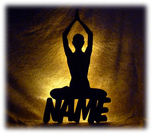 Schlummerlicht24 Yoga Meditation Led Sonnengruß Wand Deko Figur mit Name als Geschenk von Schlummerlicht24