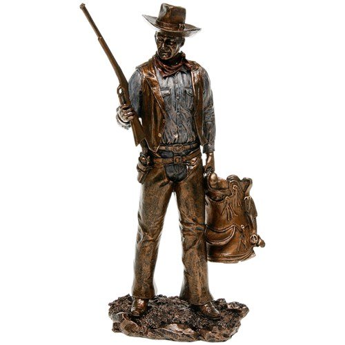 John Wayne Standing Halten Gun & Saddle Bronze Statue von Unbekannt