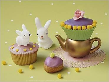 NOUVELLES IMAGES Zeigt 30 x 40 cm Cupcakes Kaninchen/Cupcakes and Rabbits/Cupcakes und Kaninchen Camille Soulayrol, Louis Gaillard von NOUVELLES IMAGES