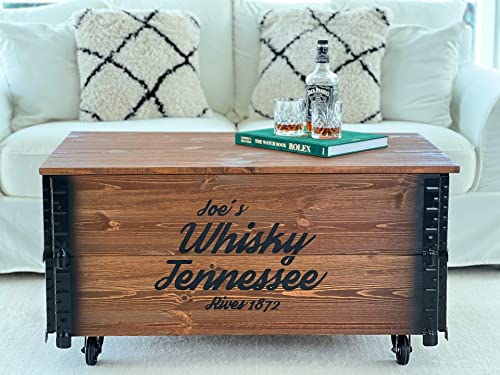 Uncle Joe´s Couchtisch XL Whisky Truhentisch Truhe Vintage Holz braun mit Stauraum Holzkiste Beistelltisch Landhaus Wohnzimmertisch Holztisch von Uncle Joe´s